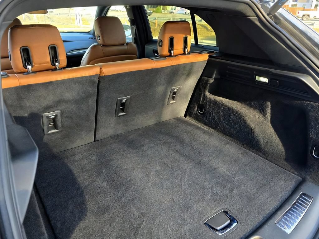 Used 2023 Cadillac XT4 Sport FWD image 32
