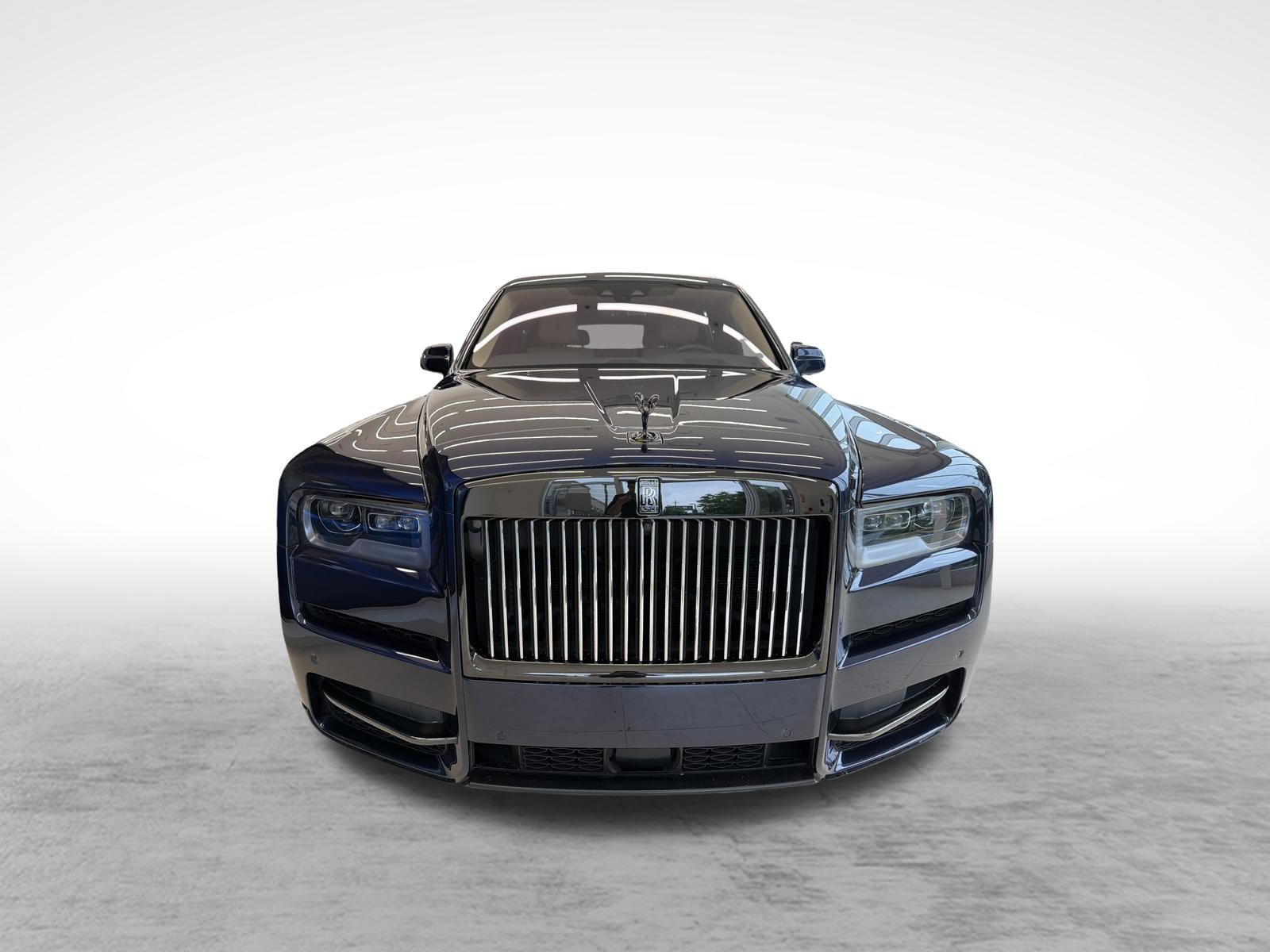 Certified 2024 Rolls-Royce Cullinan Black Badge AWD/4WD image 10