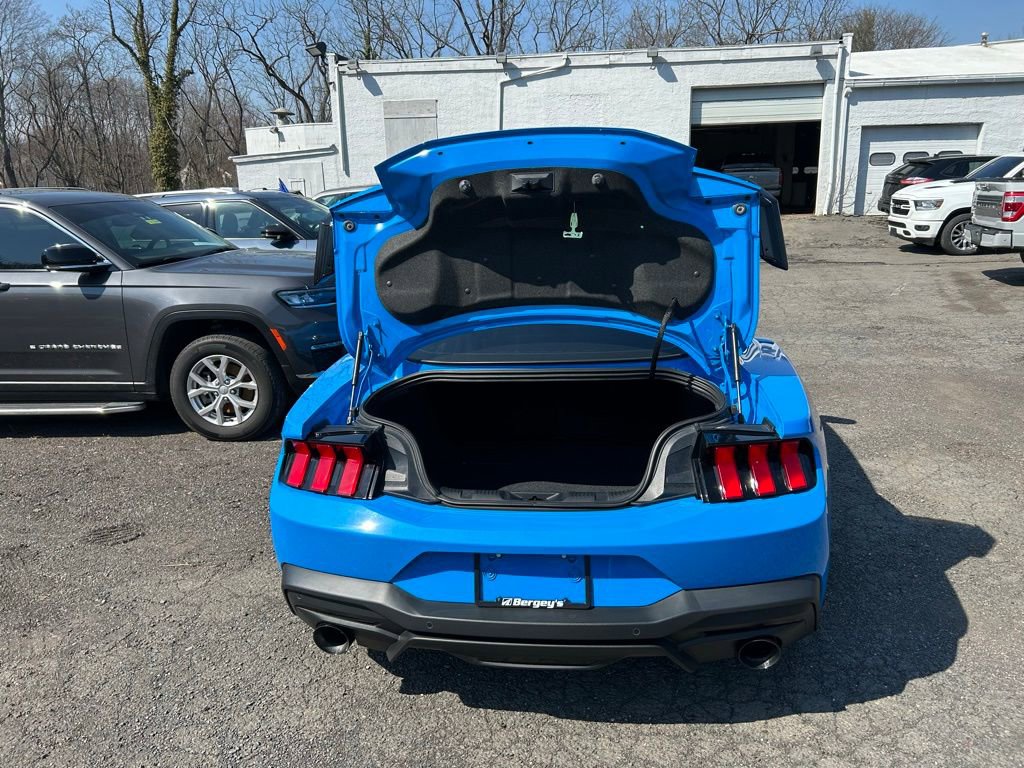 Certified 2024 Ford Mustang GT RWD image 8