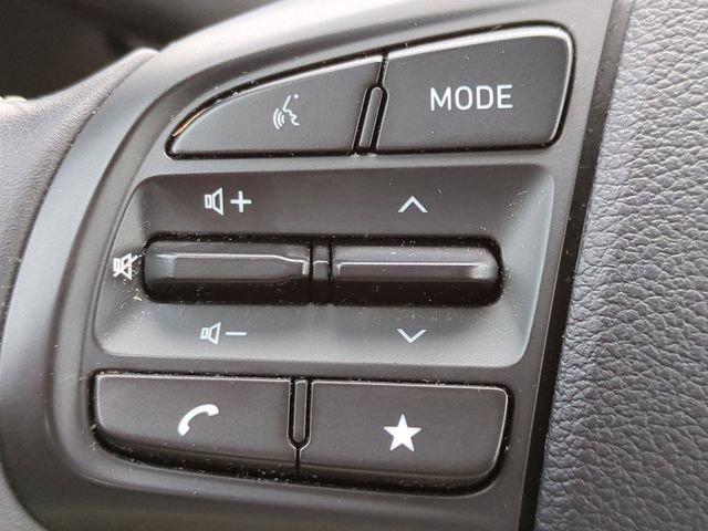 Certified 2023 Hyundai Venue SEL image 28