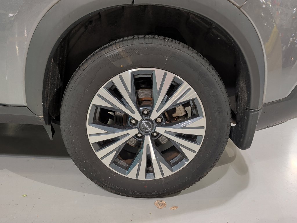 Used 2023 Nissan Rogue SV w/ SV Premium B Package AWD/4WD image 6
