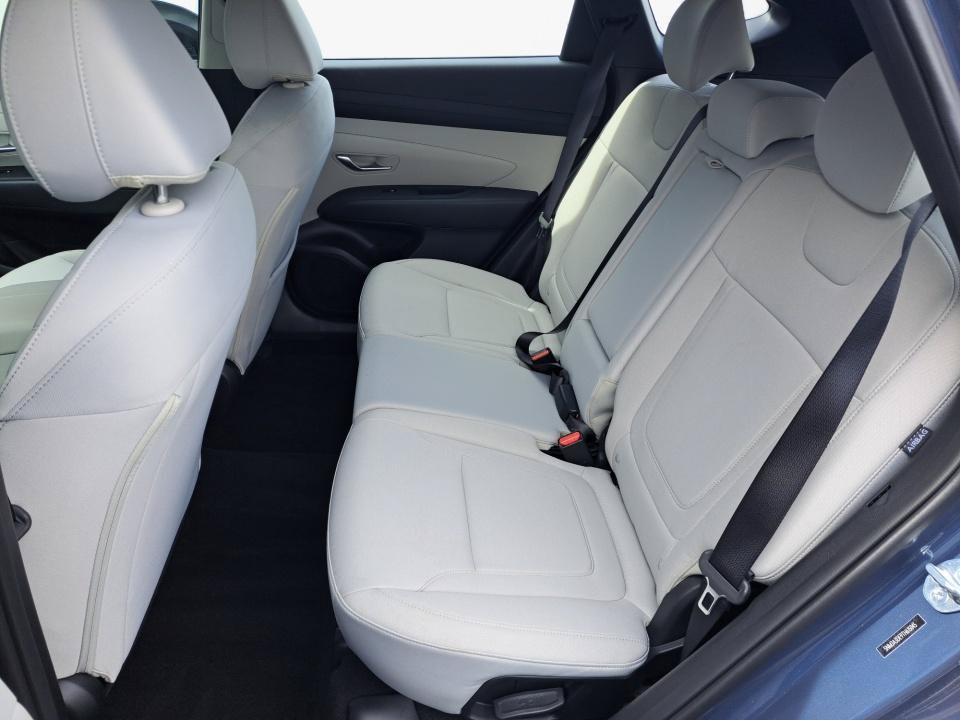 Used 2026 Hyundai Tucson SE FWD image 15