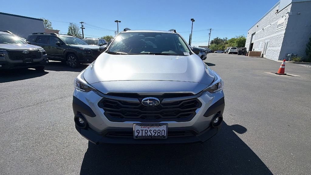 Used 2025 Subaru Crosstrek 2.0i Premium image 8