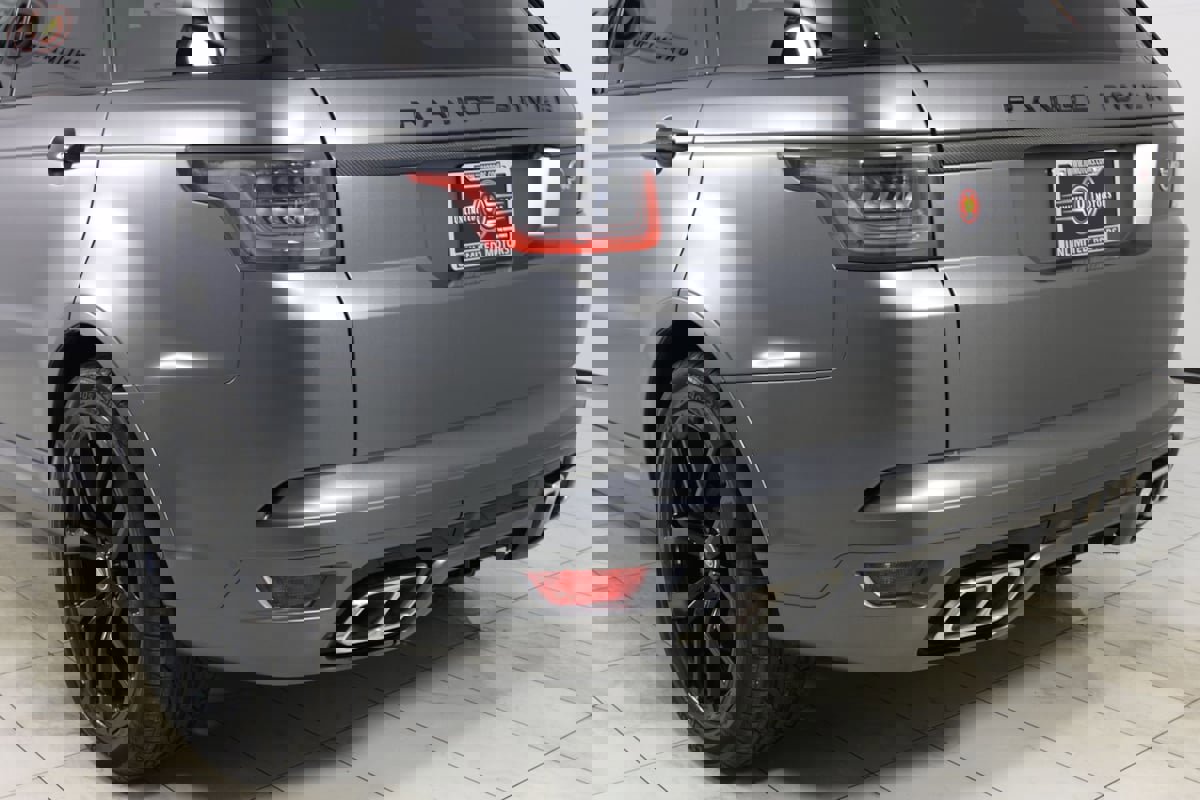 Used 2018 Land Rover Range Rover Sport SVR image 46