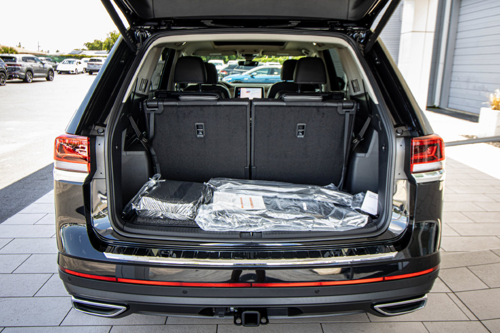 New 2026 Volkswagen Atlas SE FWD image 19