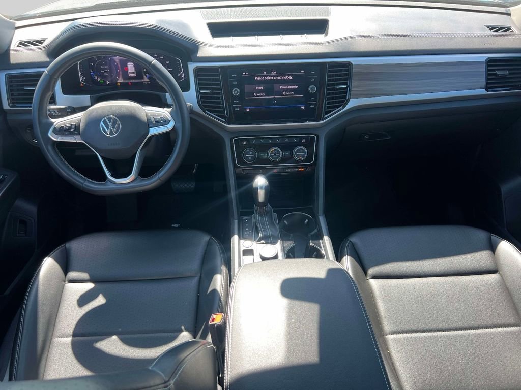 Used 2022 Volkswagen Atlas SEL AWD/4WD image 14