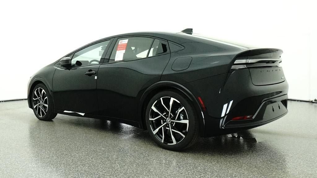New 2026 Toyota Prius Plug-In Hybrid FWD image 21