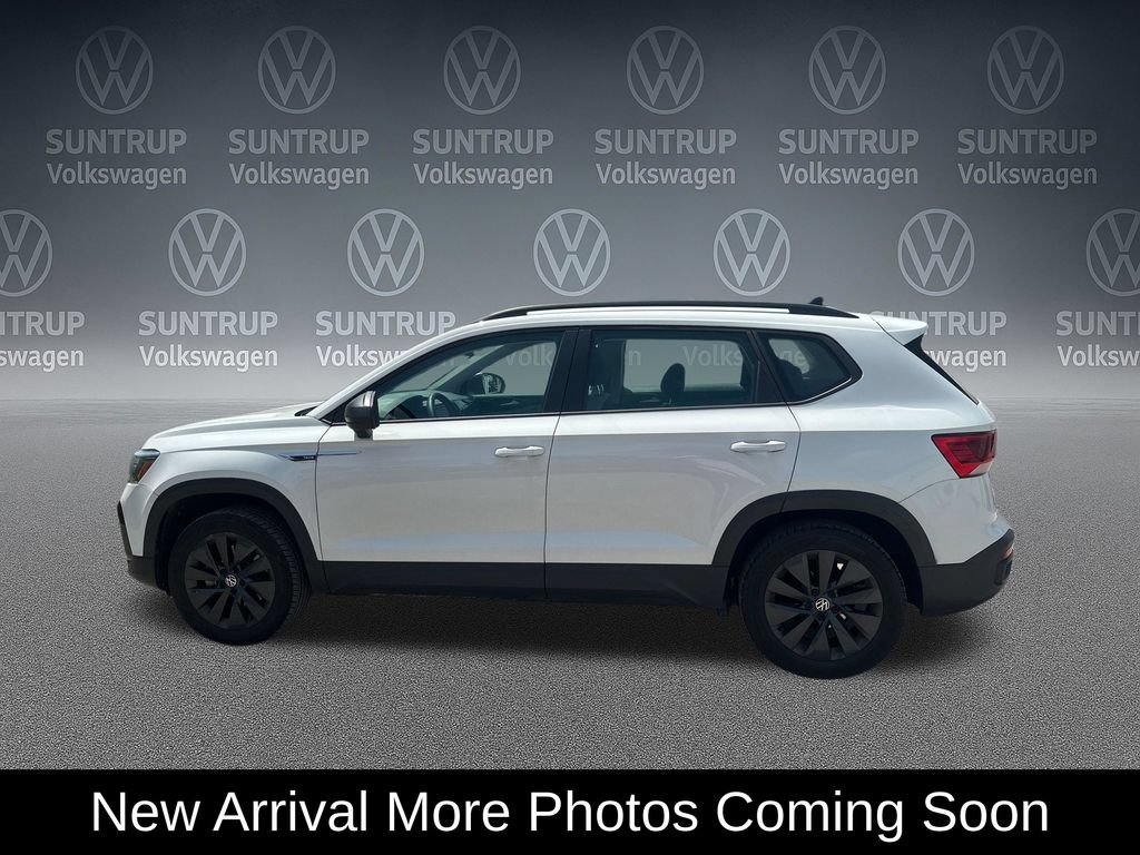Used 2023 Volkswagen Taos S FWD image 2