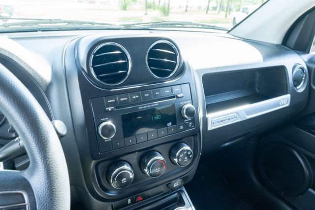Used 2014 Jeep Compass Sport image 21
