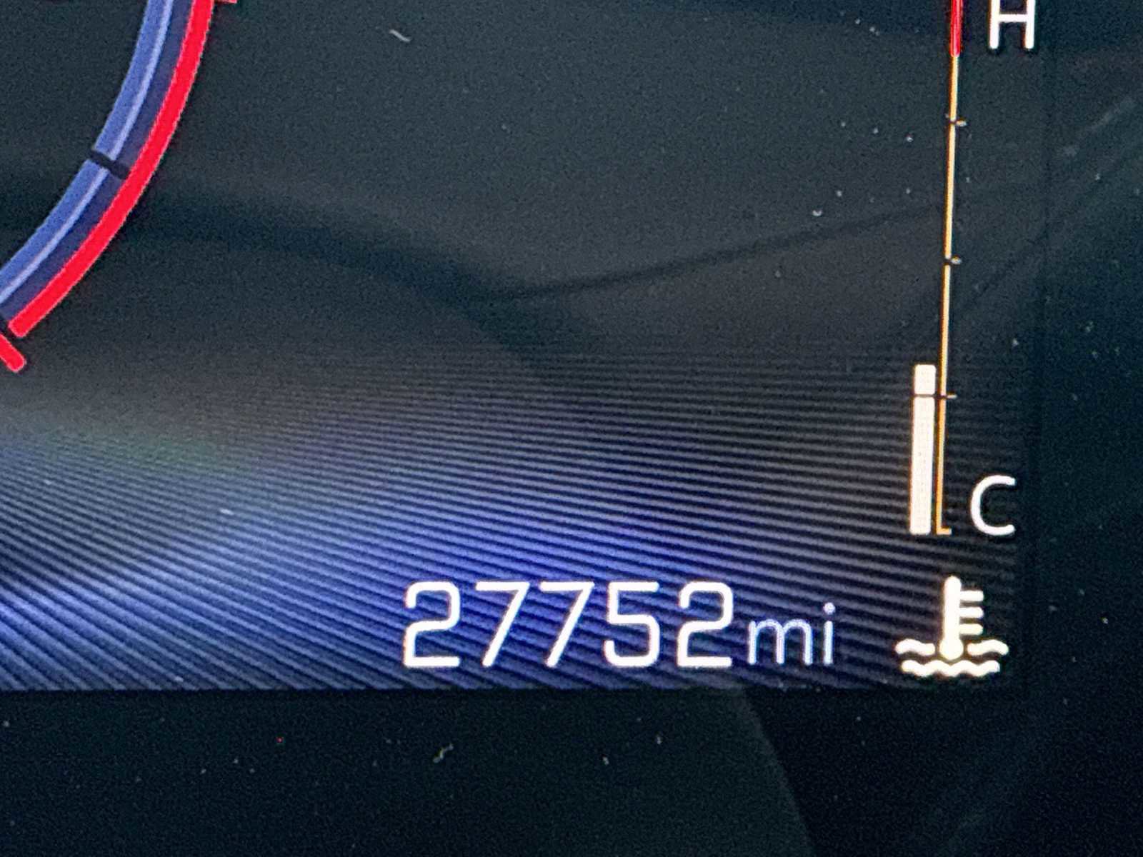 Certified 2024 Chevrolet Trax RS w/ Driver Confidence Package image 12