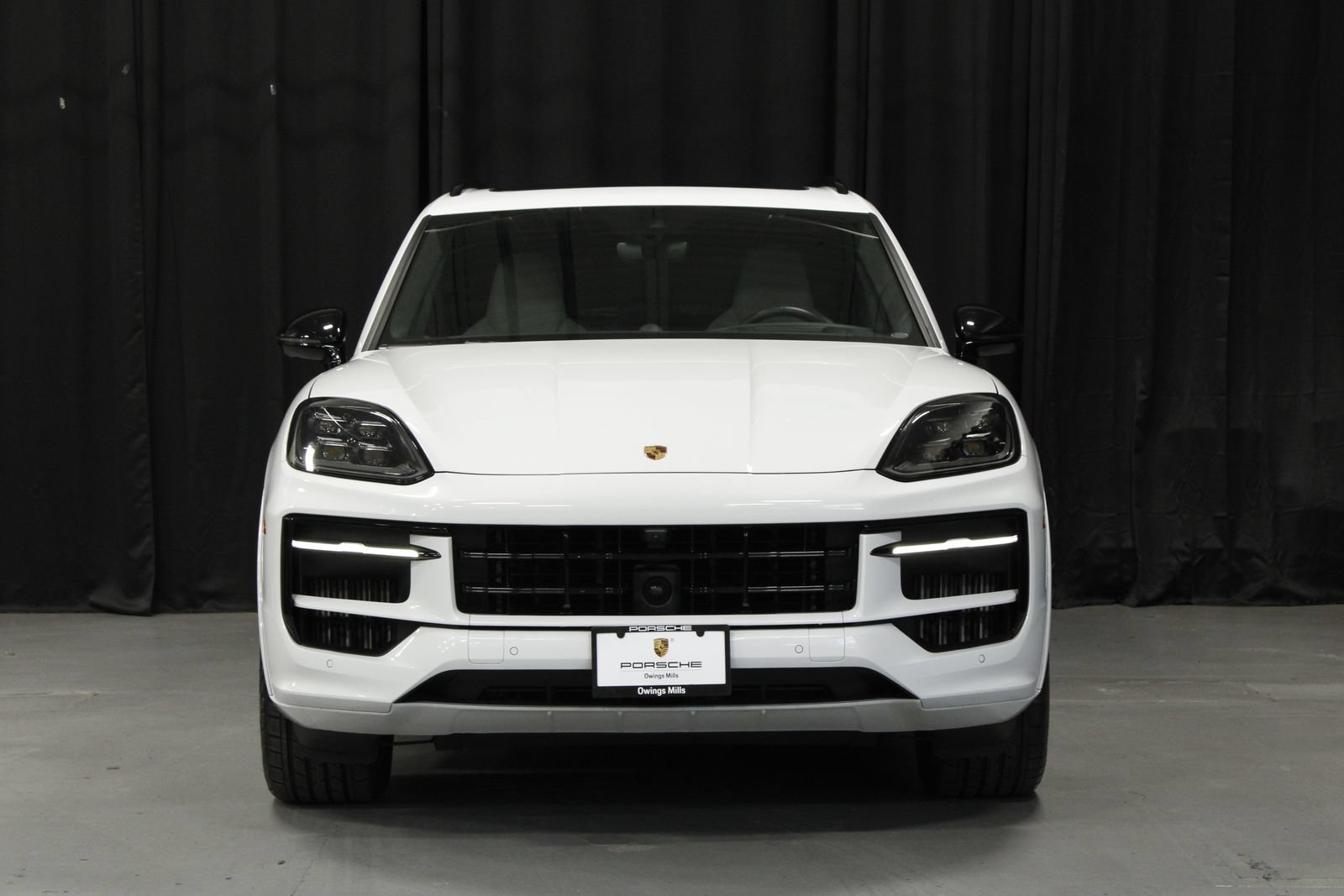 Certified 2025 Porsche Cayenne GTS AWD/4WD image 8