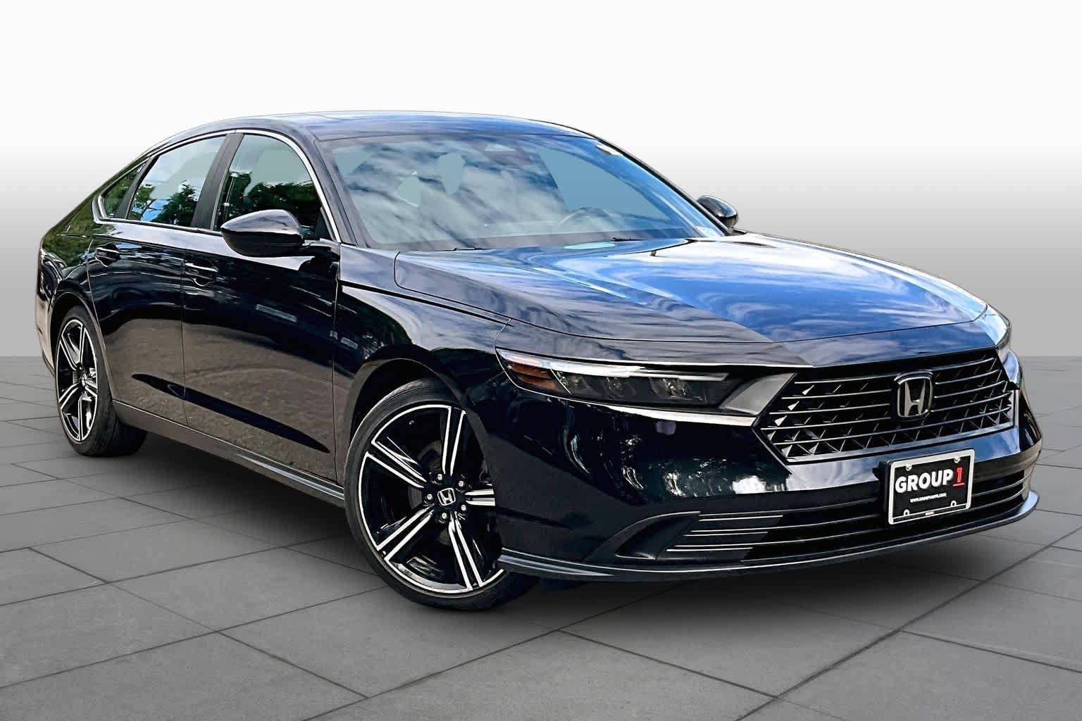 Used 2023 Honda Accord Sport image 3