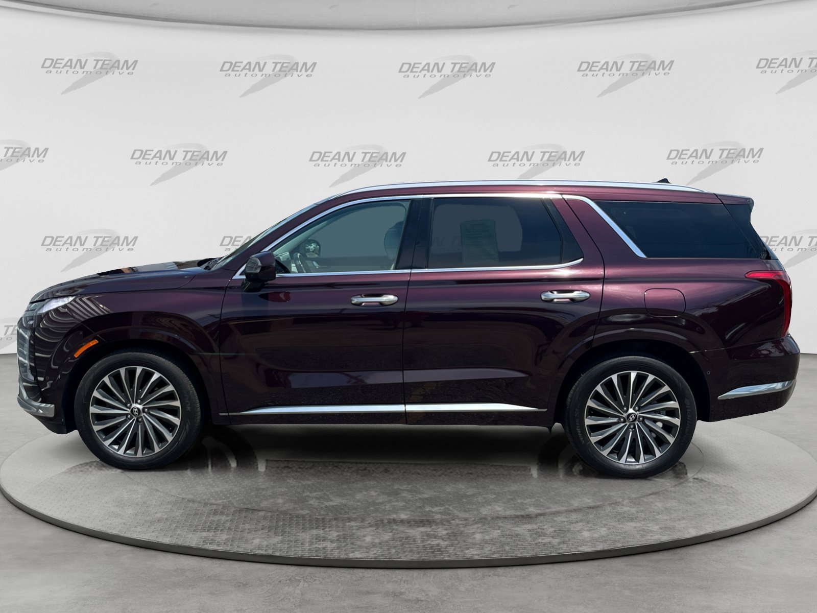 Used 2024 Hyundai Palisade Calligraphy AWD/4WD image 4