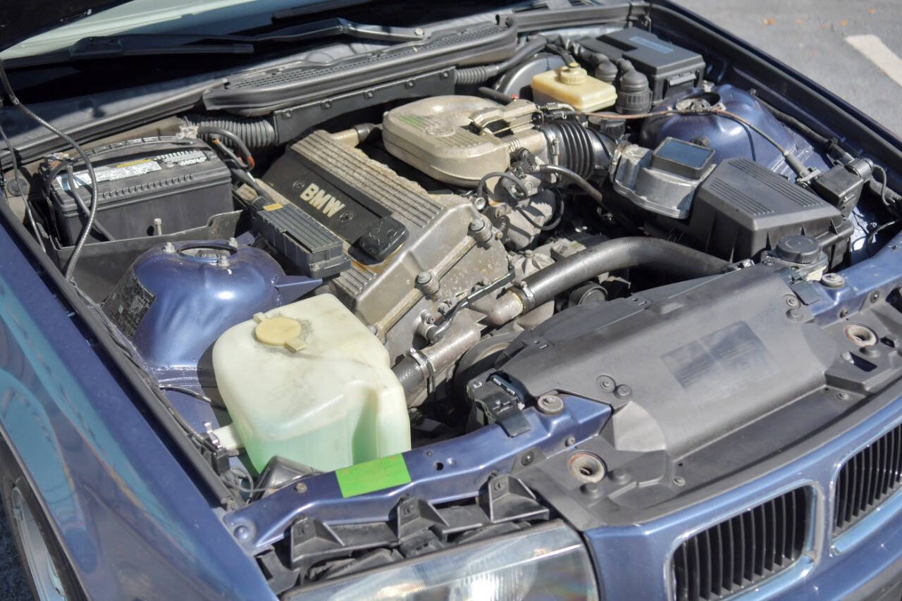 Used 1995 BMW 318ti Hatchback RWD image 25