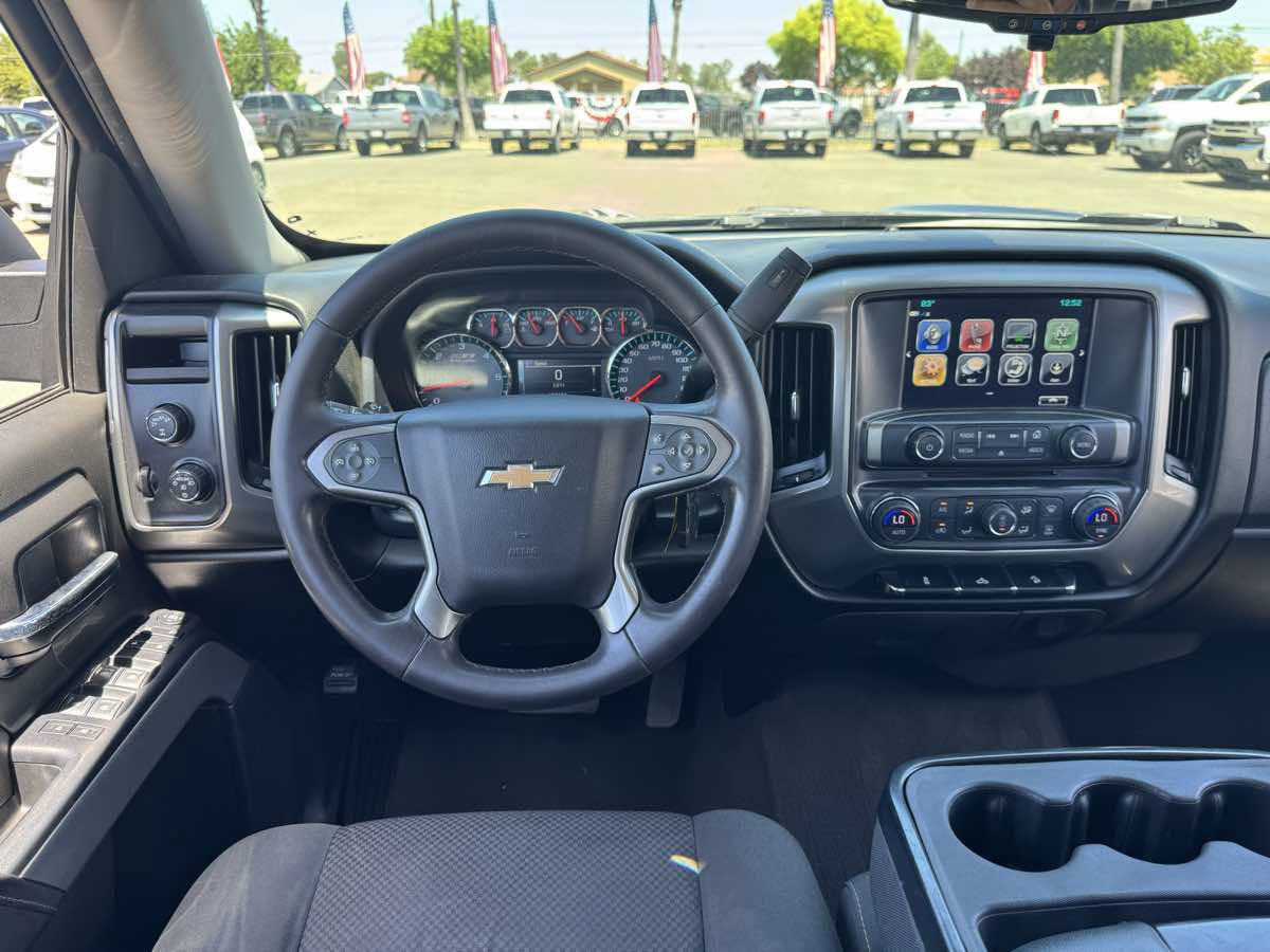 Used 2018 Chevrolet Silverado 1500 LT w/ All Star Edition AWD/4WD image 24