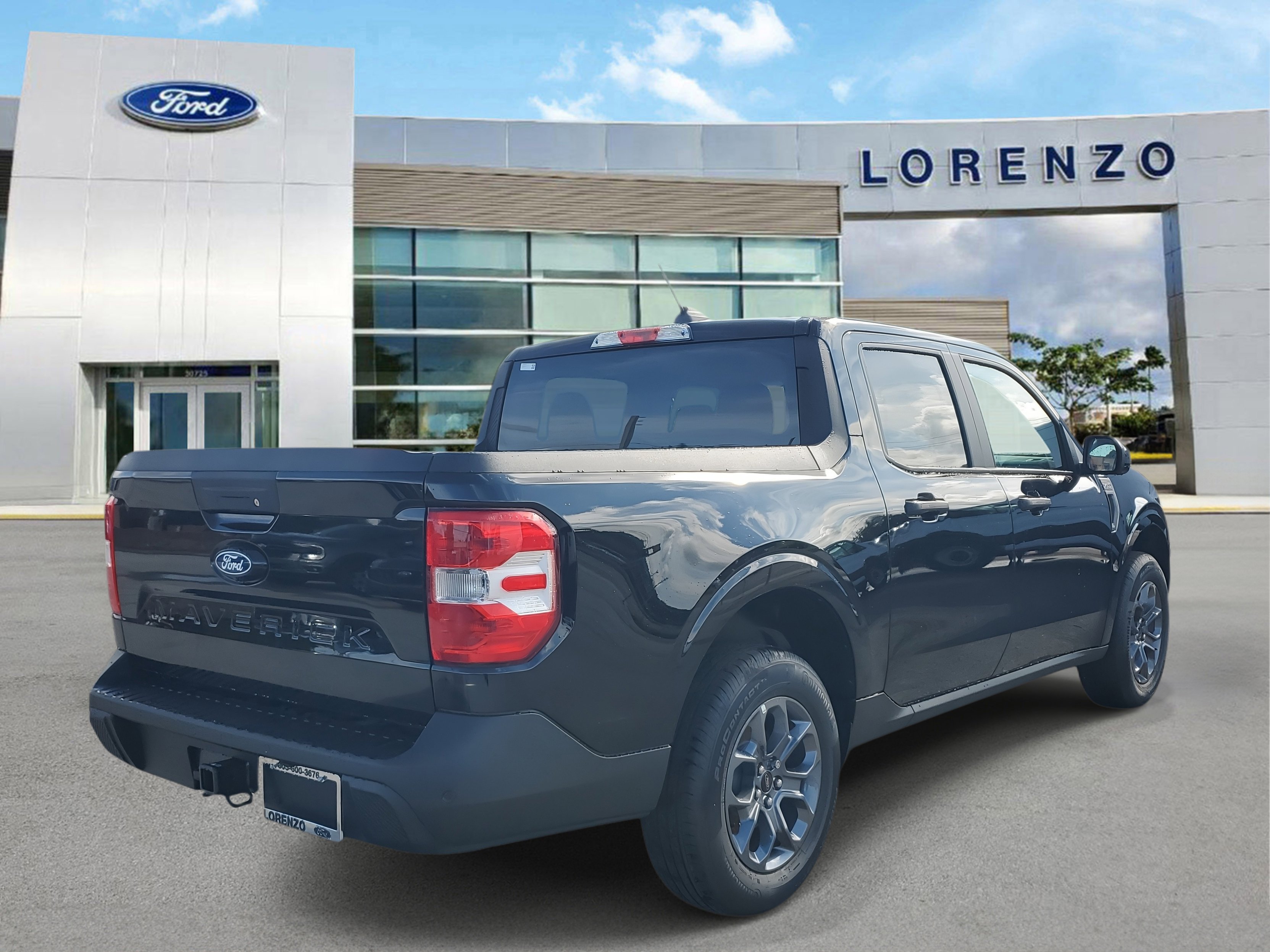 New 2025 Ford Maverick XLT w/ XLT Luxury Package image 4