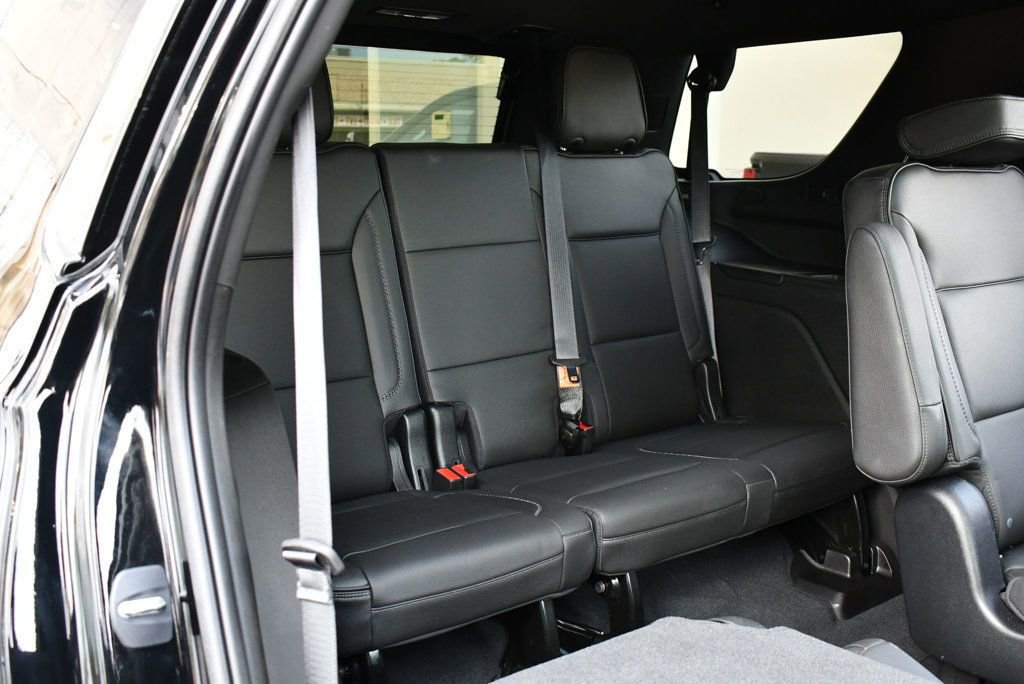 Used 2021 GMC Yukon Denali w/ Denali Premium Package image 22