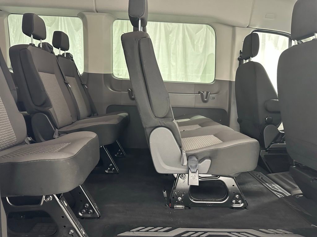 Used 2025 Ford Transit 350 XLT image 39