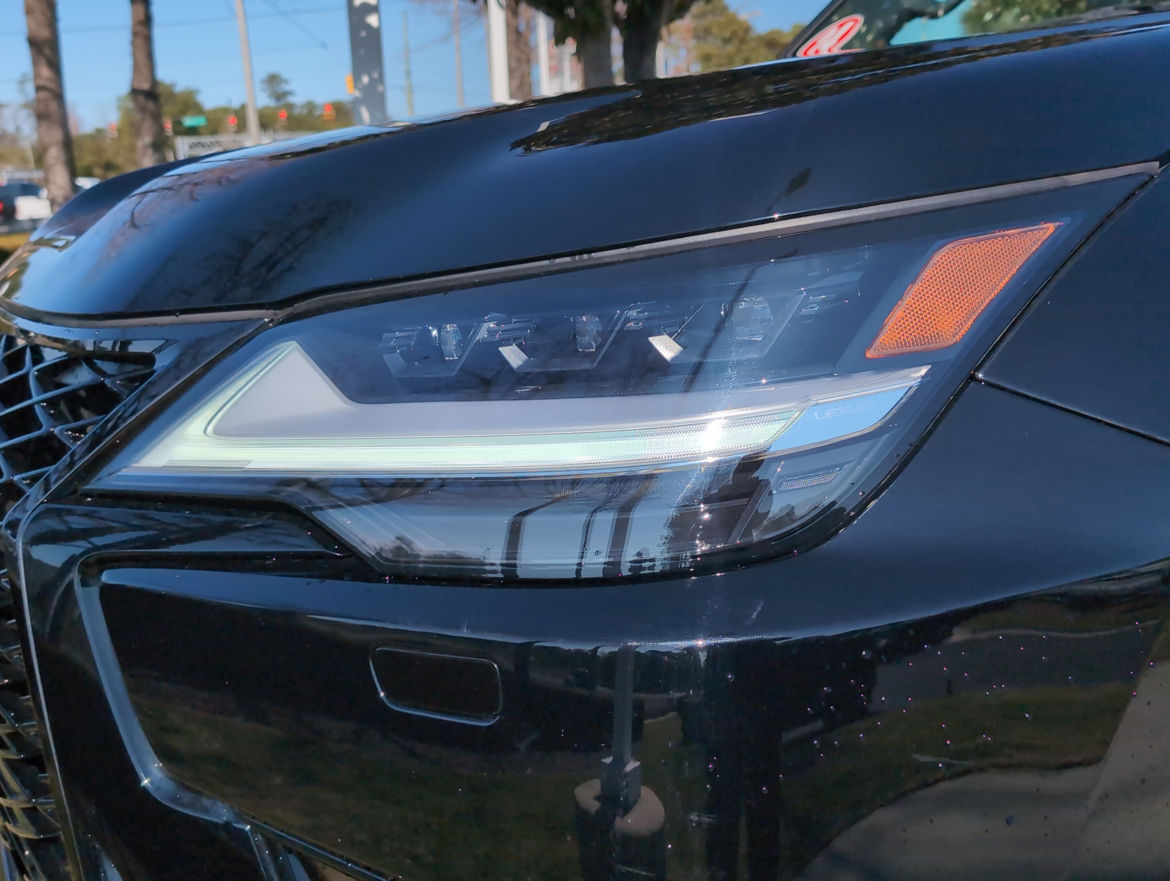 Used 2024 Lexus LX 600 F Sport image 6