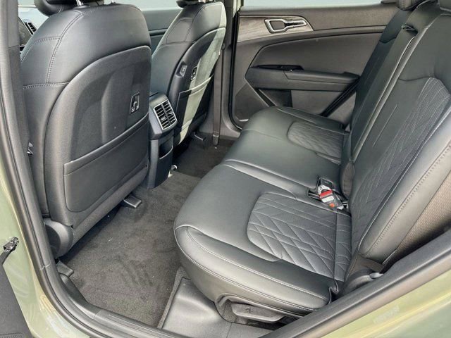 Used 2025 Kia Sportage X-Line AWD/4WD image 13