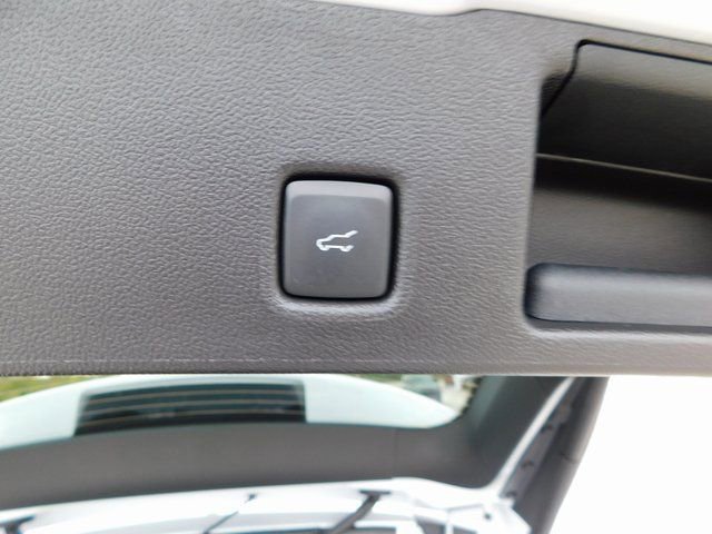 New 2026 Ford Escape SE image 23