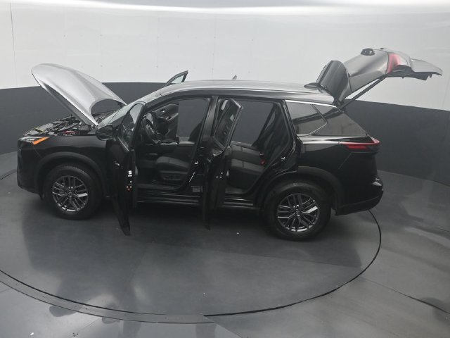 Used 2026 Nissan Rogue SV FWD image 45
