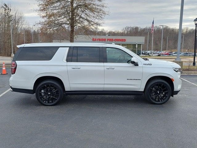 Used 2024 Chevrolet Suburban High Country image 27