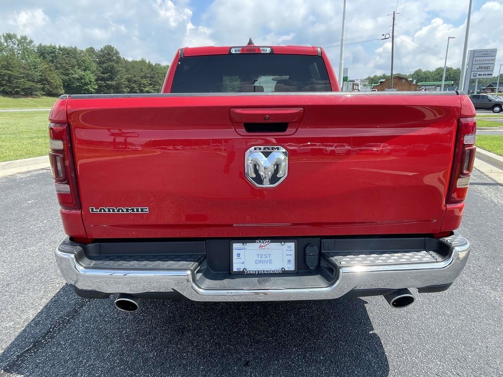 Certified 2024 RAM 1500 Laramie RWD image 19