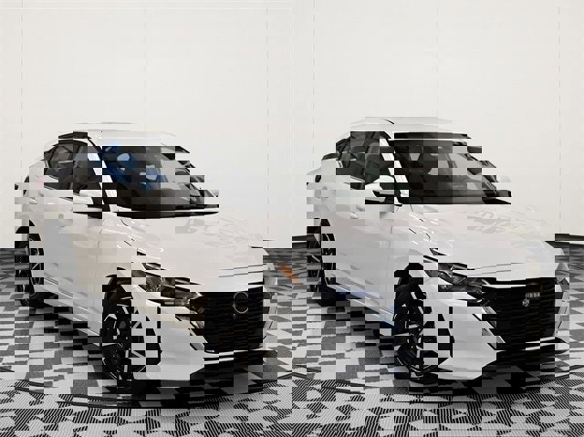 Used 2024 Nissan Sentra SV image 1