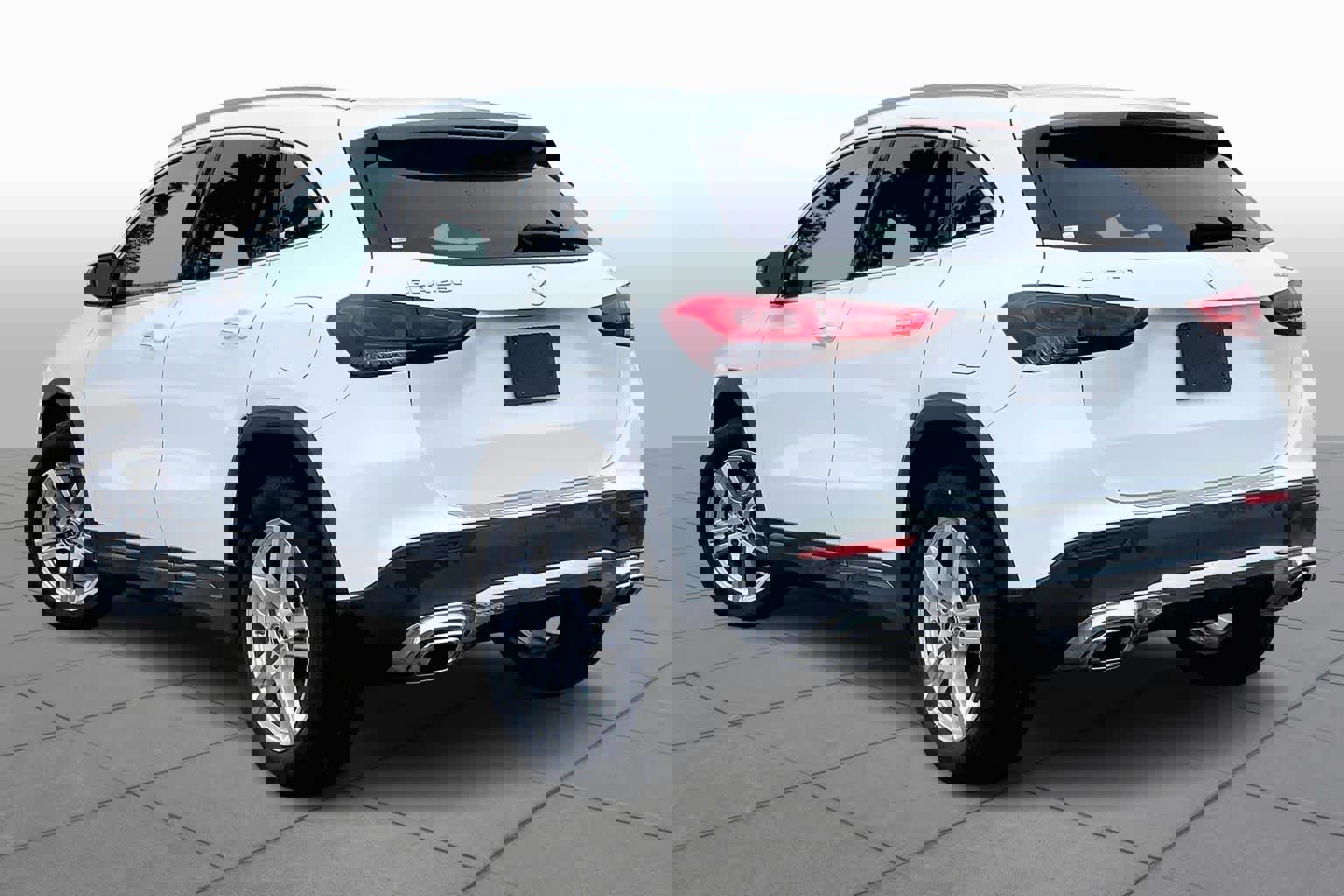 Certified 2022 Mercedes-Benz GLA 250 4MATIC image 11