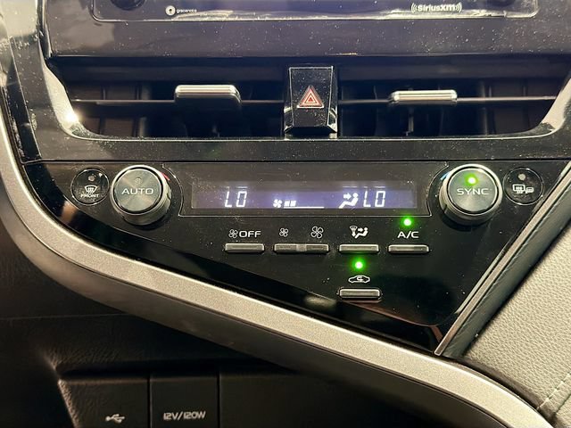 Certified 2022 Toyota Camry SE FWD image 13
