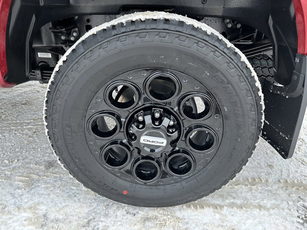 New 2026 Ford F350 Lariat w/ Black Appearance Package image 7