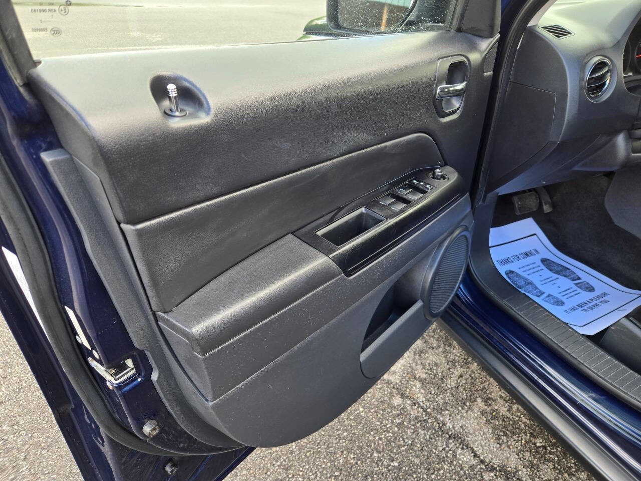 Used 2012 Jeep Patriot Latitude FWD image 18