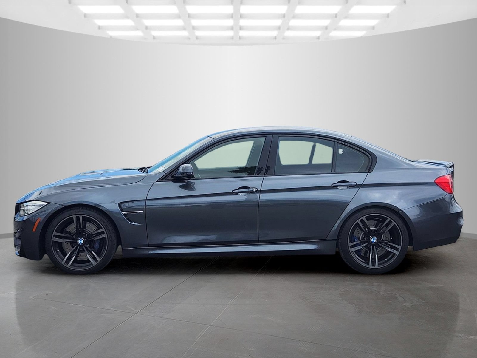 Used 2015 BMW M3 RWD image 4
