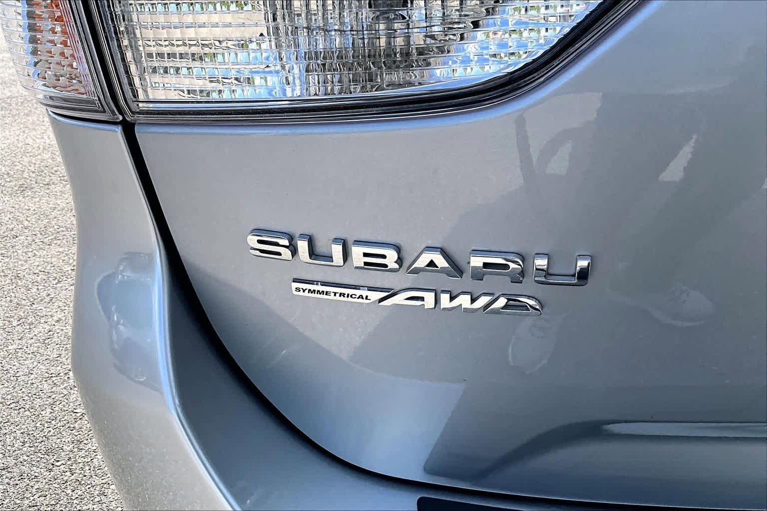 Used 2022 Subaru Forester Premium AWD/4WD image 31