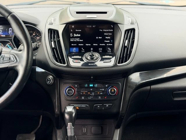 Used 2017 Ford Escape Titanium AWD/4WD image 21