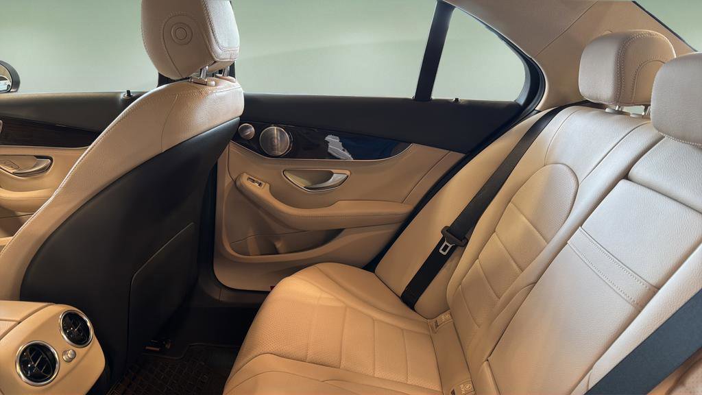 Used 2015 Mercedes-Benz C 300 C 300 image 18