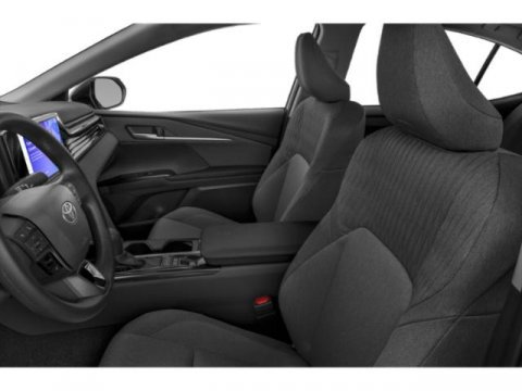 Used 2025 Toyota Camry LE w/ Convenience Package FWD image 8