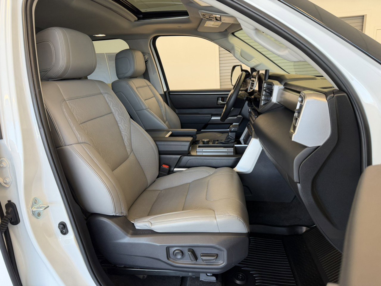 Used 2023 Toyota Sequoia SR5 w/ SR5 Premium Package image 39