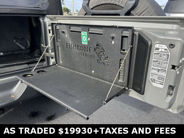 Used 2020 Jeep Wrangler Sport image 16