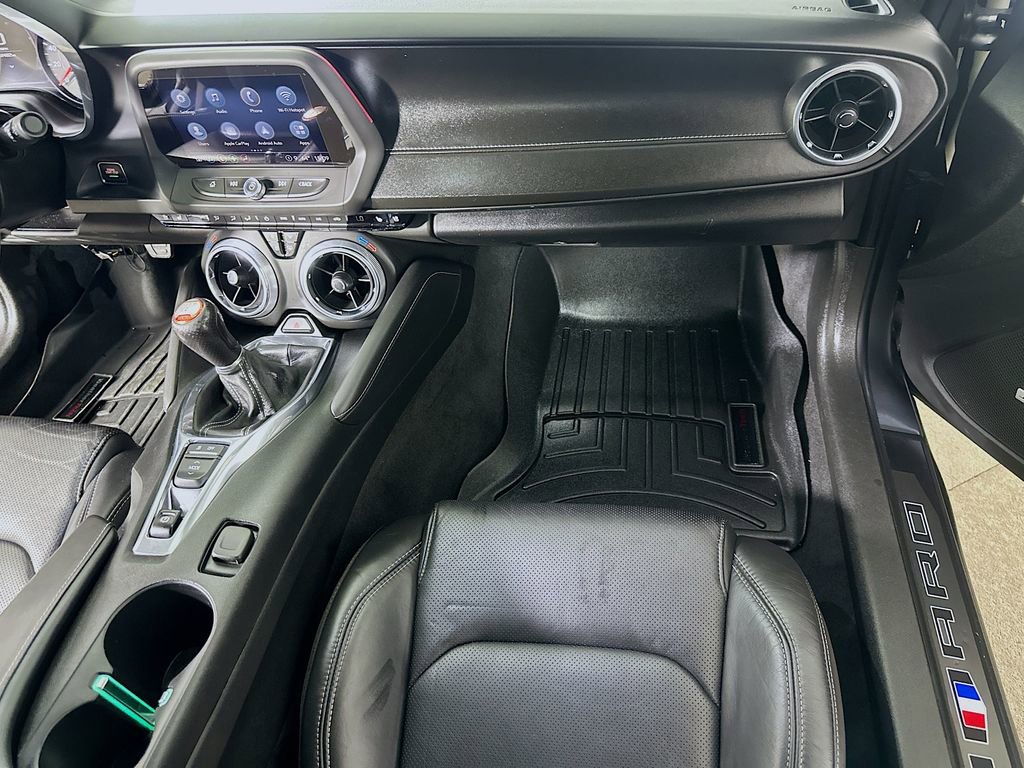 Used 2021 Chevrolet Camaro SS image 17