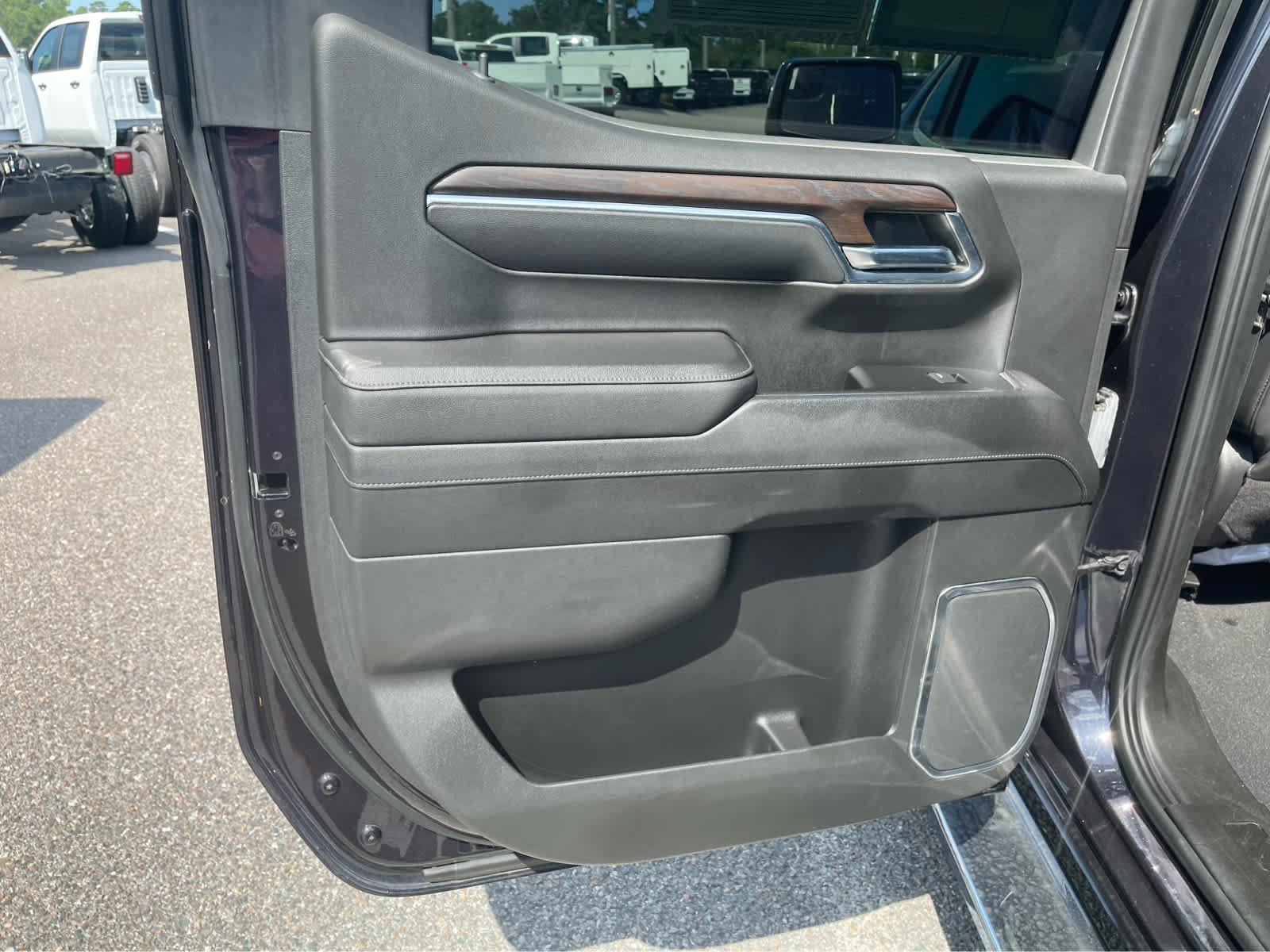 Used 2023 GMC Sierra 1500 SLT w/ SLT Premium Package AWD/4WD image 19