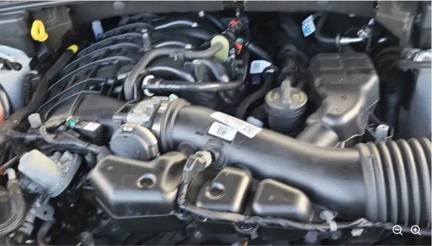 Used 2023 Jeep Grand Cherokee Altitude image 18