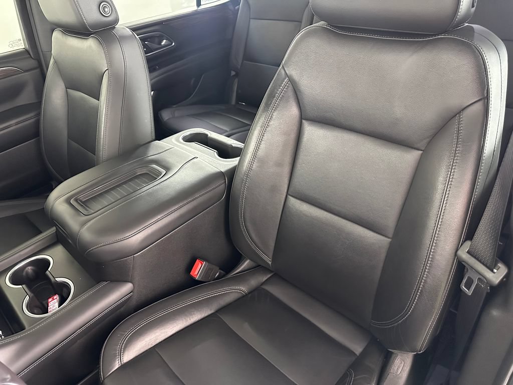 Used 2021 Chevrolet Tahoe LT w/ LT Signature Package AWD/4WD image 25
