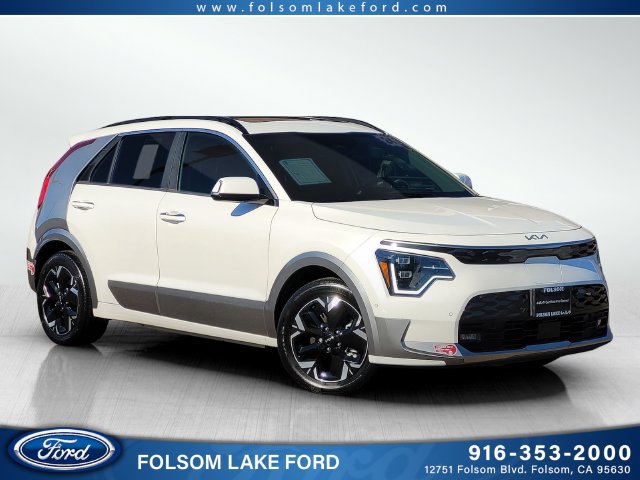 Used 2024 Kia Niro Wave w/ Wave Preserve Package