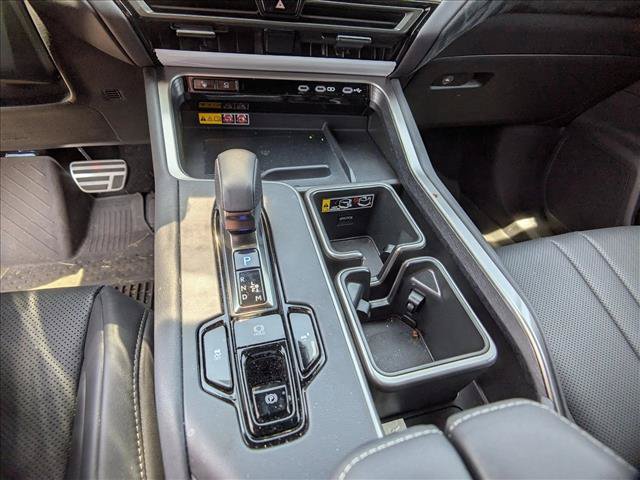 Used 2025 Lexus TX 500h AWD w/ Technology Package image 12