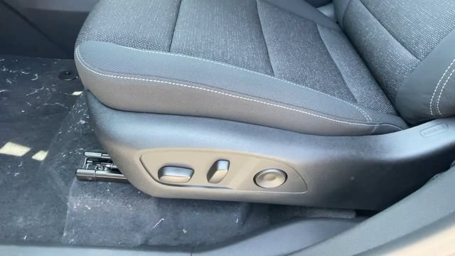 New 2026 Chevrolet Traverse LT w/ LPO, Floor Liner Package FWD image 28