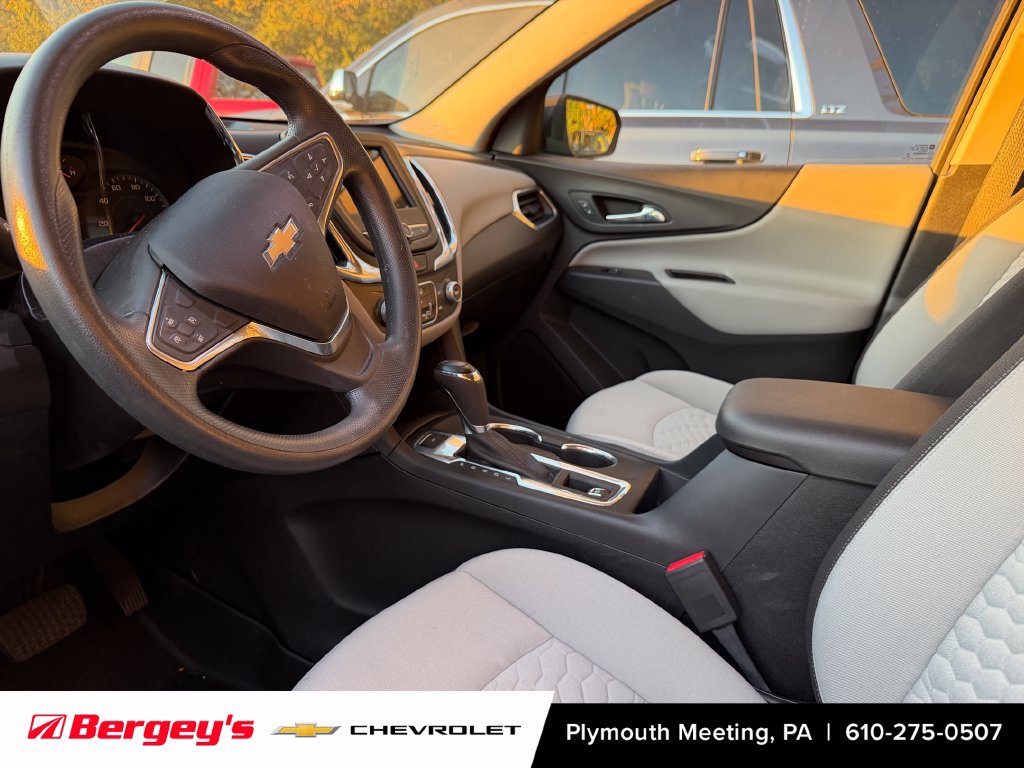 Certified 2019 Chevrolet Equinox LS AWD/4WD image 3