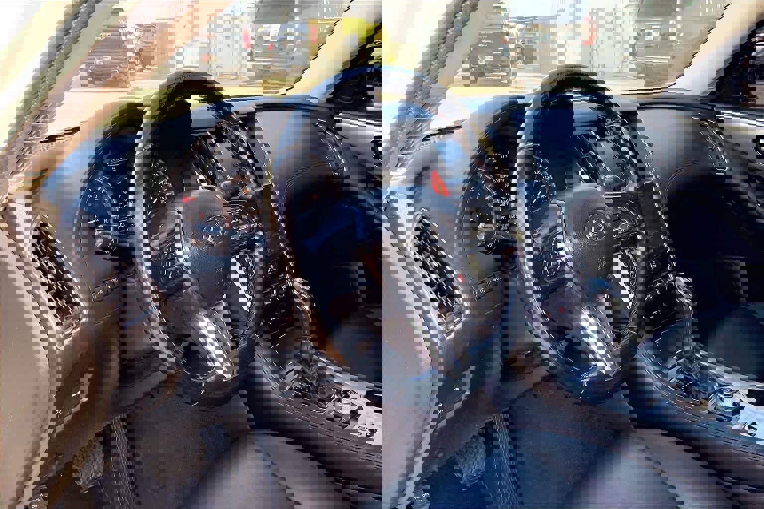 Used 2020 INFINITI Q50 Luxe image 16