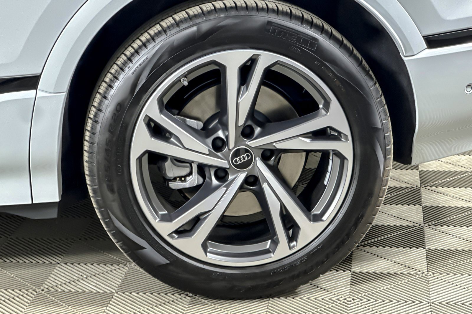 New 2027 Audi Q6 e-tron Premium Plus AWD/4WD image 25